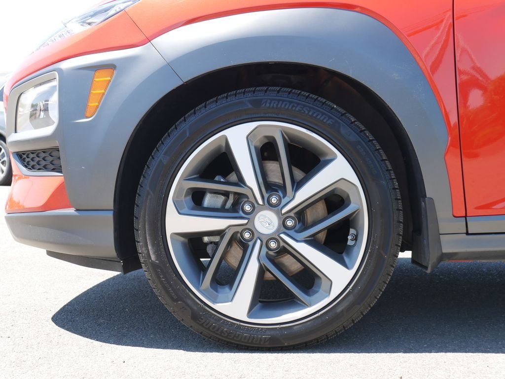 Used 2020 Orange Hyundai Ultimate image 11
