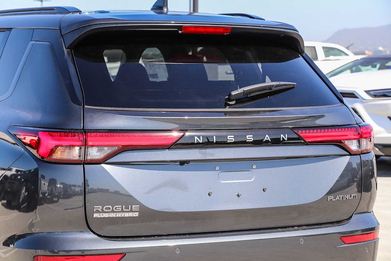 New 2026 Moonrock Gray Nissan Platinum image 10