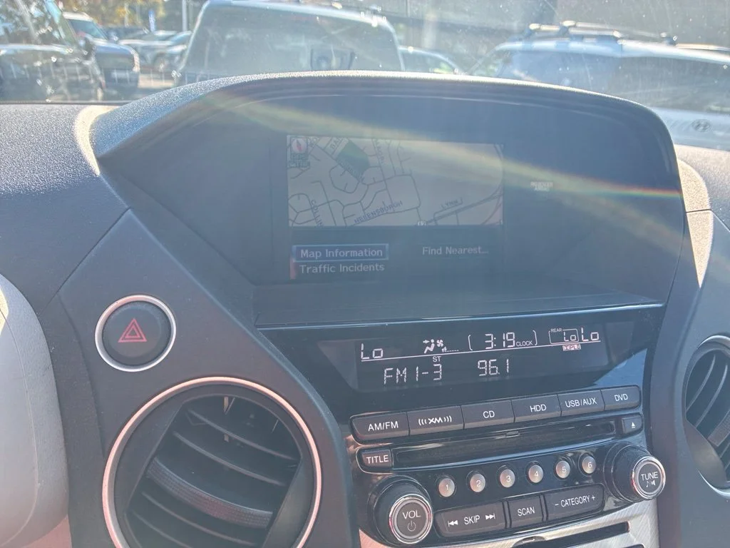 Used 2012 Black Honda Touring image 10