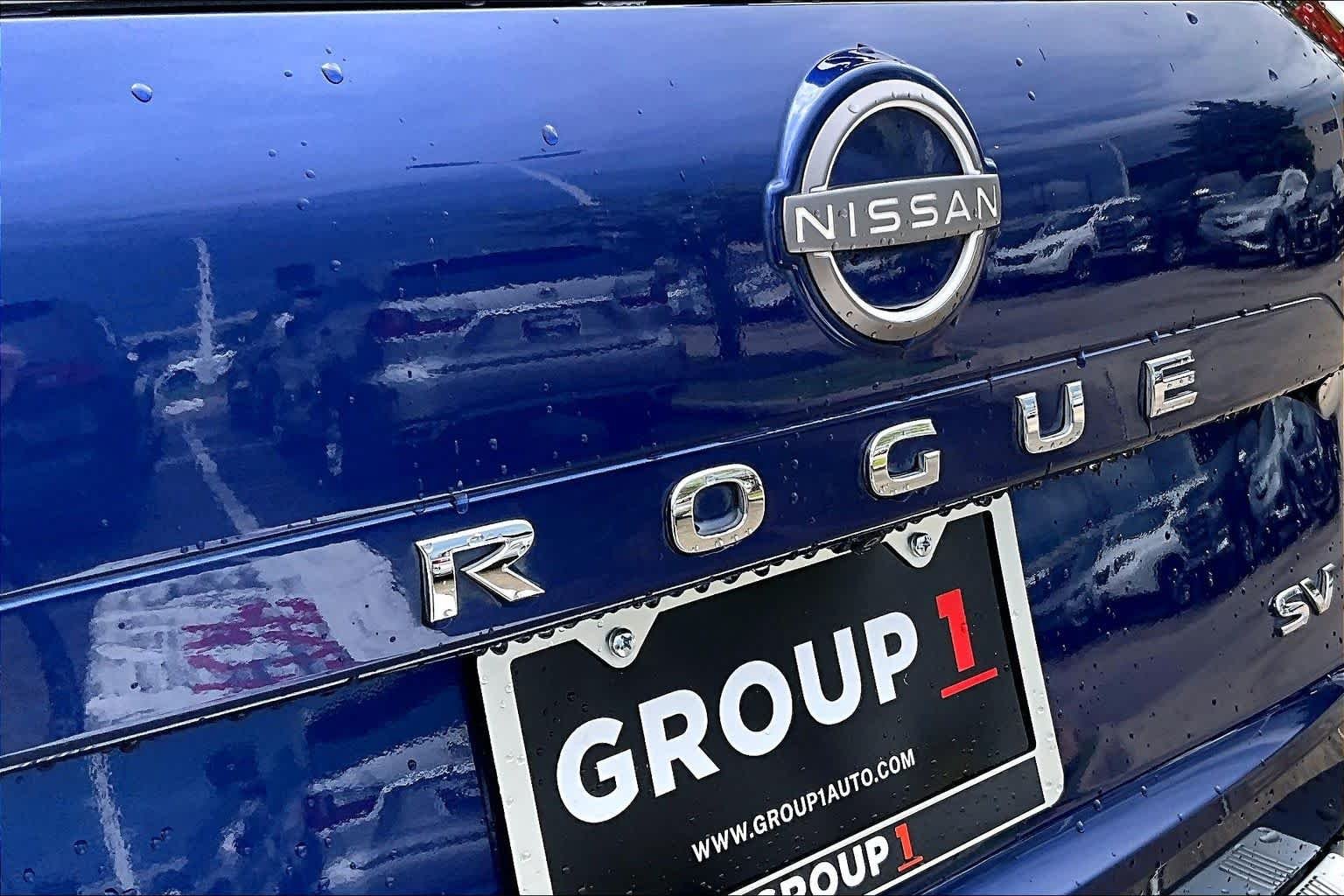 Used 2023 Caspian Blue Metallic Nissan SV image 29