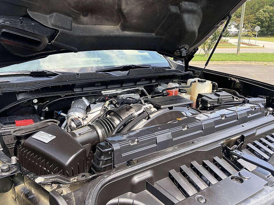 Used 2021 Black Chevrolet High Country image 17