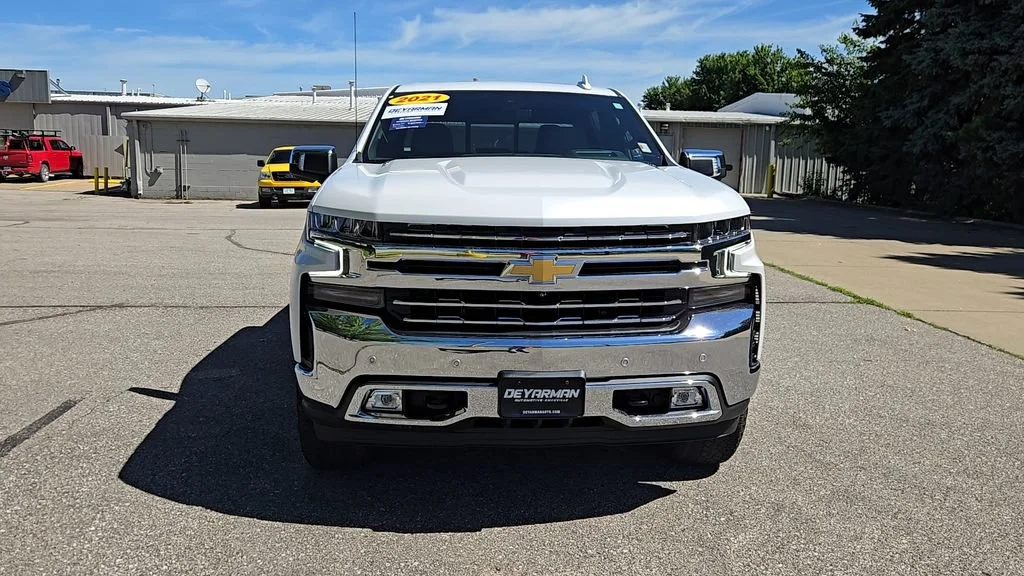 Used 2021 IRIDESCENT PEARL TRICOAT Chevrolet LTZ image 3