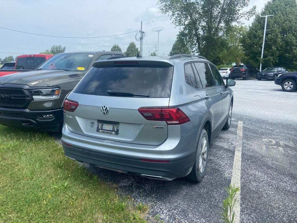 Used 2020 Silver Metallic Volkswagen 2.0T S image 5