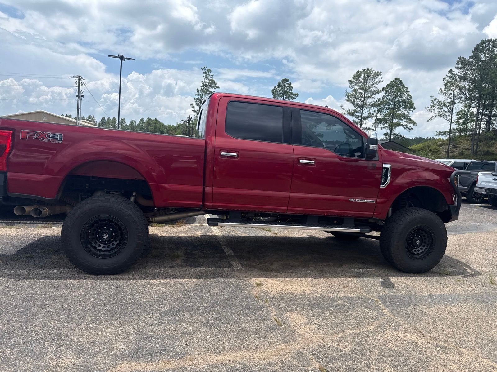 Used 2019 Red Ford Lariat image 7