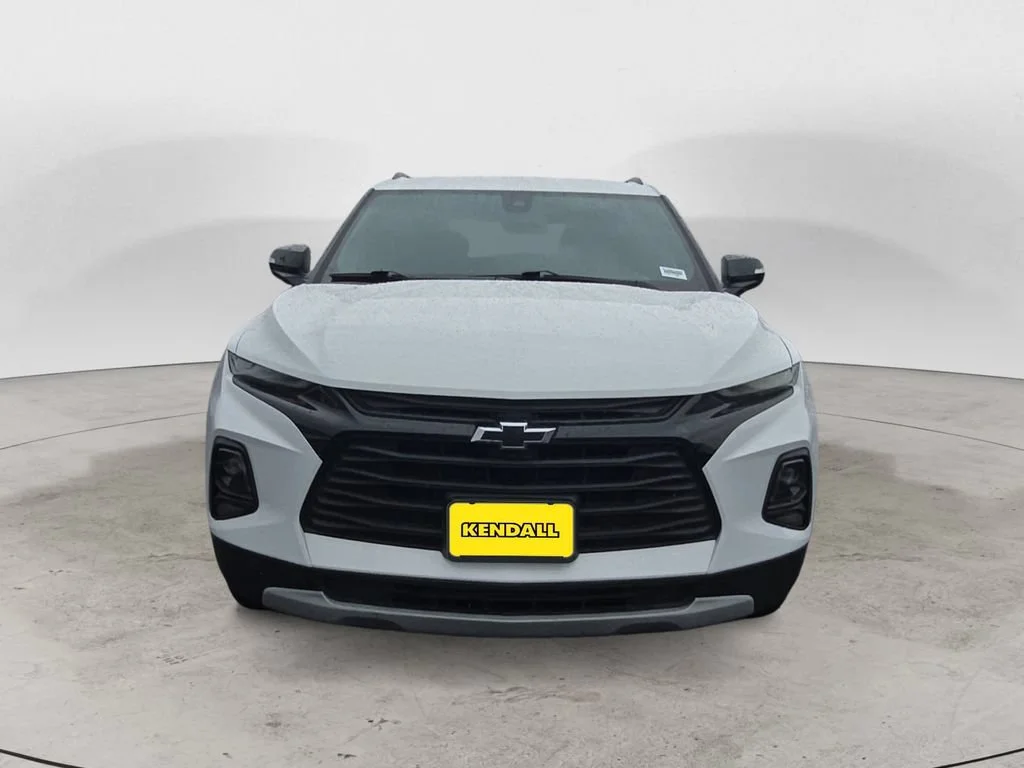 Used 2021 Summit White Chevrolet 2LT image 2