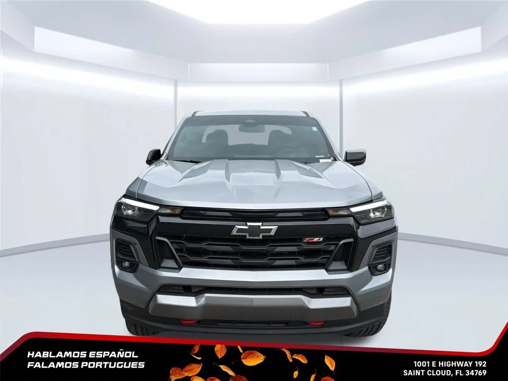 Used 2024 Sterling Gray Metallic Chevrolet Z71 image 10