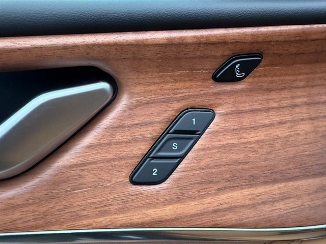 New 2027 Fathom Blue Pearl-Coat Paint Jeep Summit image 22