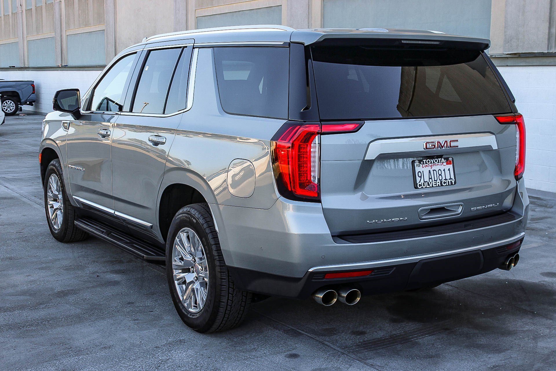 Used 2024 Sterling Metallic GMC Denali image 6