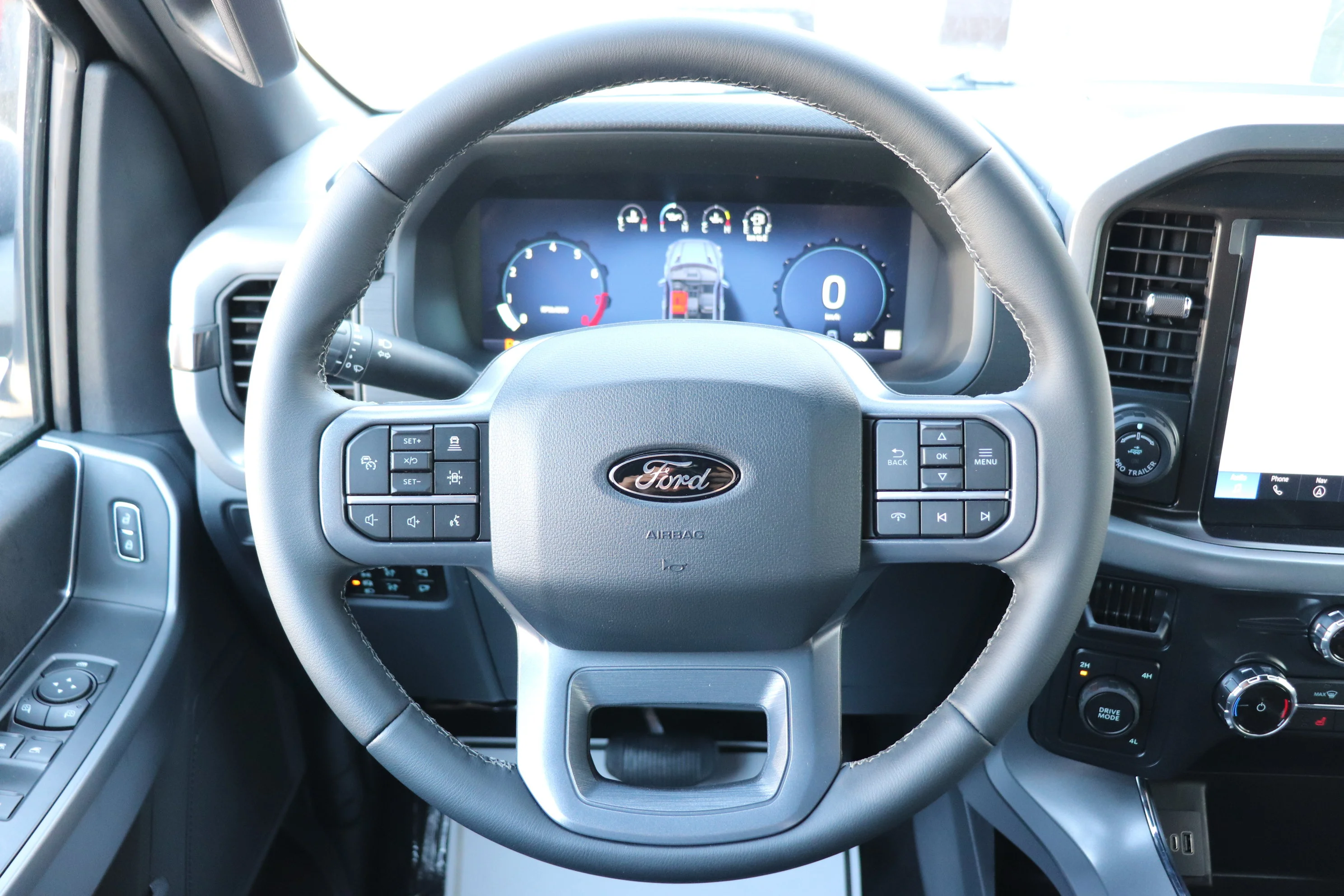 New 2026 AGATE BLACK METALLIC Ford XLT image 14