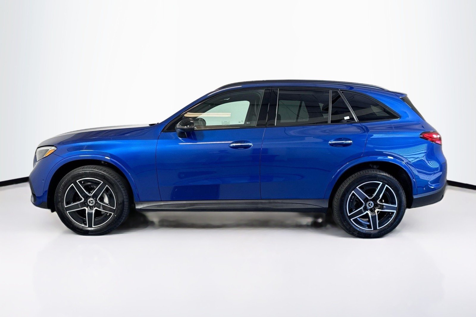 Certified Used 2026 Starling Blue Metallic Mercedes-Benz GLC 300 4MATIC® SUV image 8
