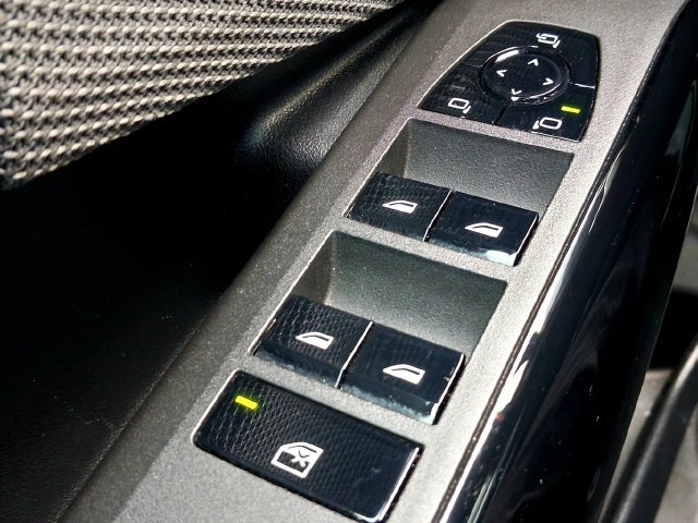 Used 2025 Gray BMW M50 xDrive image 9