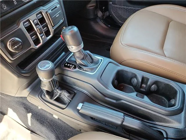 Used 2023 Black Clearcoat Jeep Sahara 4x4 image 19