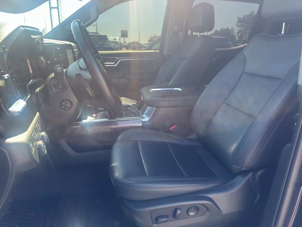 Used 2022 Dark Ash Metallic Chevrolet LTZ image 13
