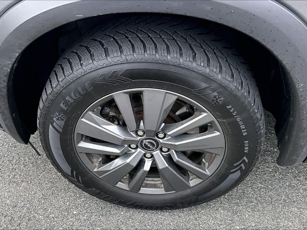 Used 2022 Gun Metallic Nissan SV image 7