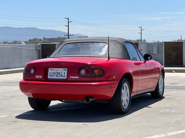 Used 1992 Classic Red Mazda Base image 32