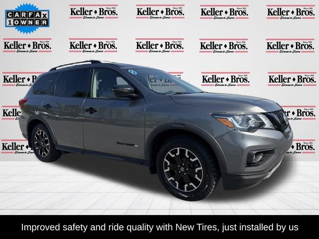2020 Nissan Pathfinder SV
