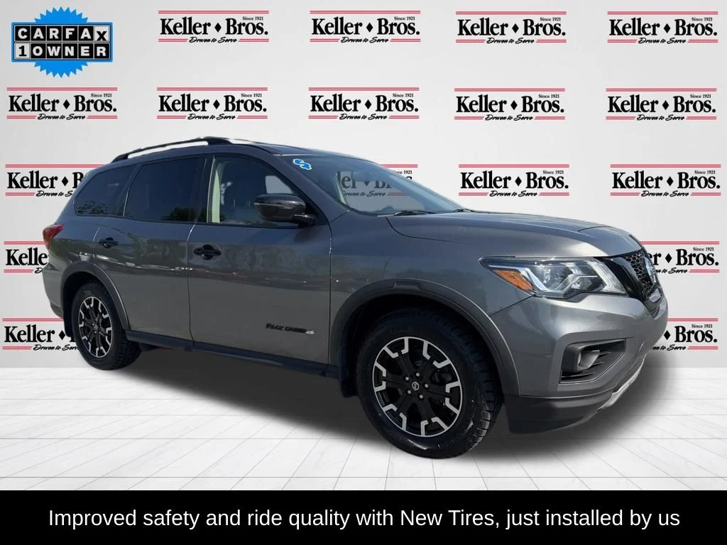 2020 Nissan Pathfinder SV 4WD's photo