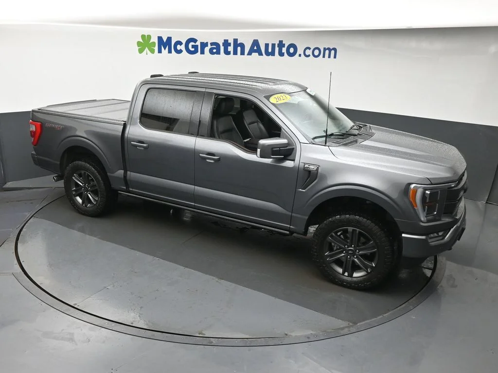 Used 2023 Gray Ford Lariat image 4