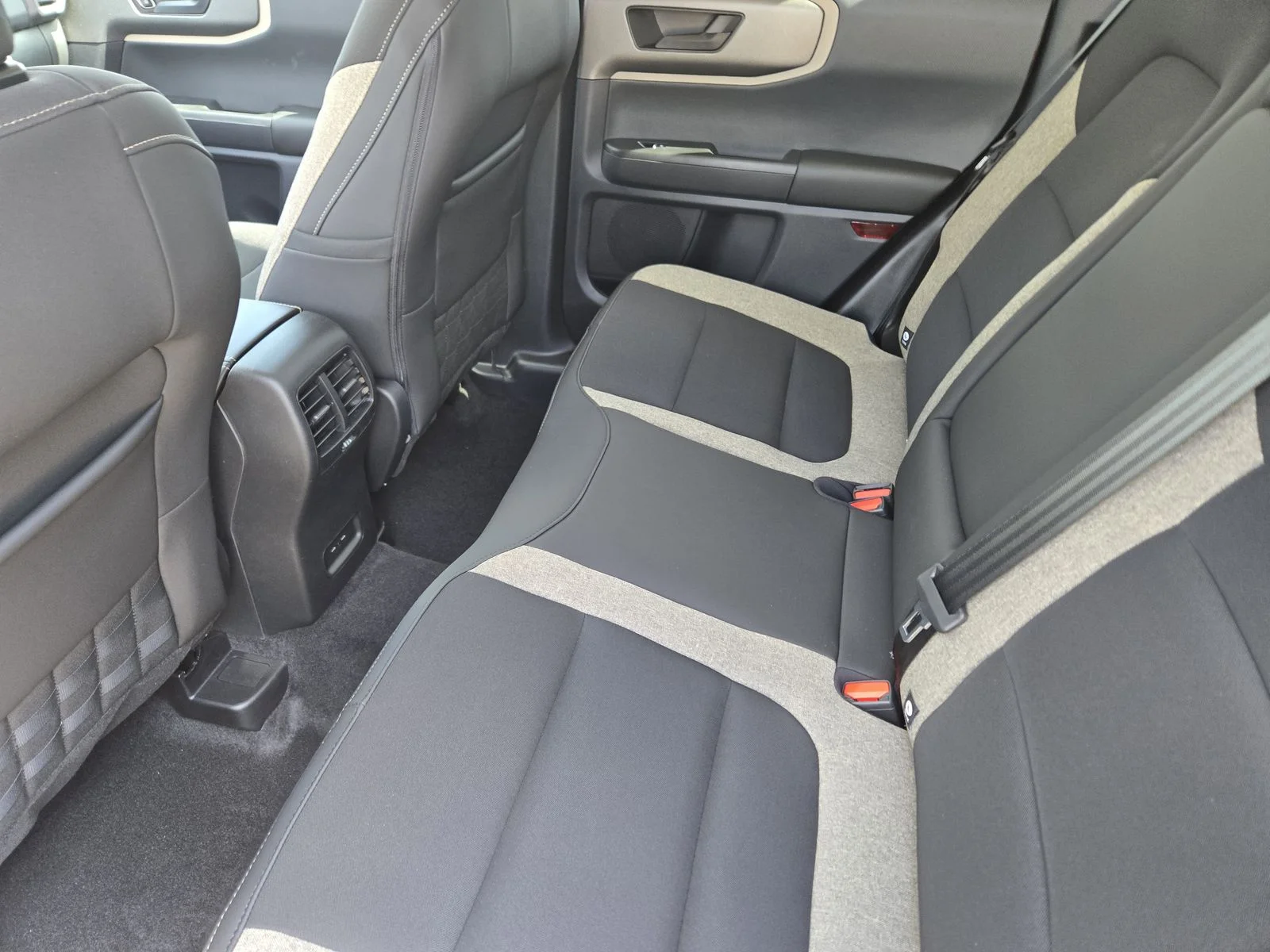 New 2026 Azure Gray Metallic Tri-Coat Ford Big Bend® image 18