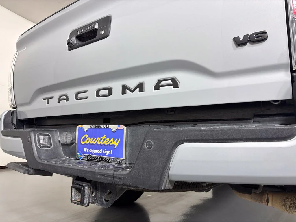 Used 2020  Toyota TRD Off-Road image 12