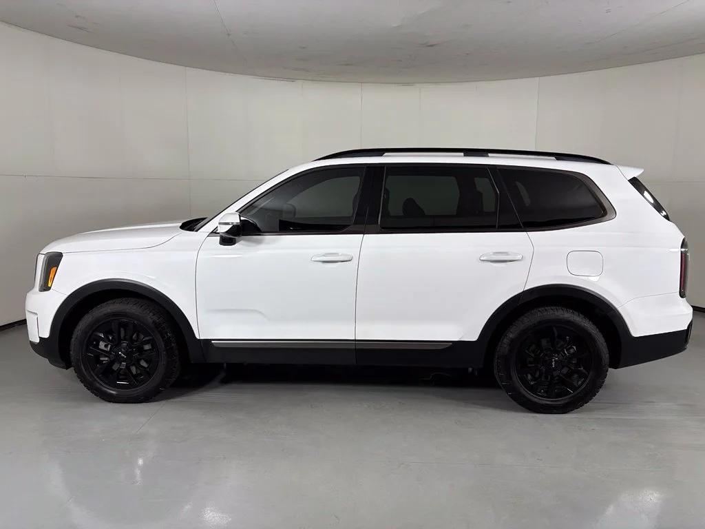 Used 2023 White Kia SX-Prestige X-Pro image 5
