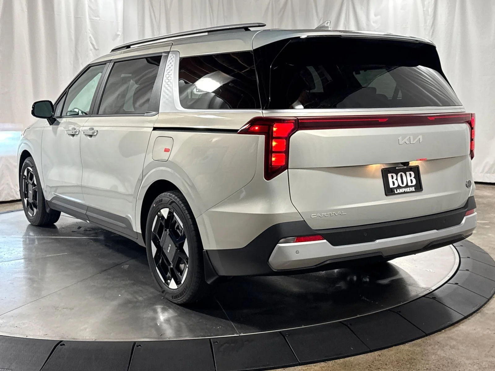 New 2026 Ivory Kia EX image 7