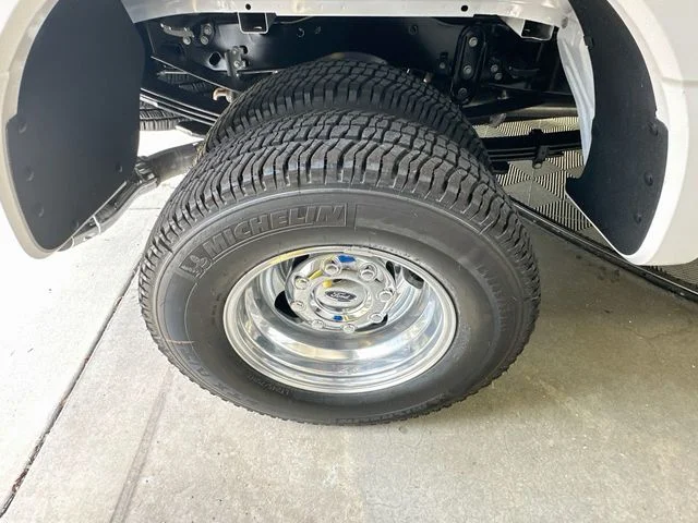 New 2026 Ford F-350SD Platinum