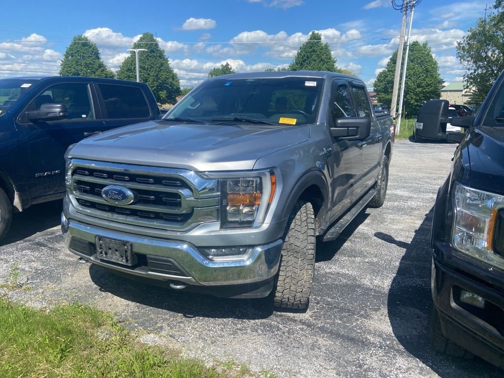 Used 2021 Silver Metallic Ford XLT image 3