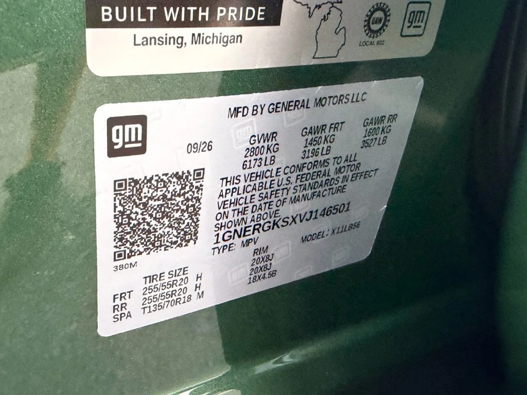New 2027 Trillium Green Metallic Chevrolet LT image 18