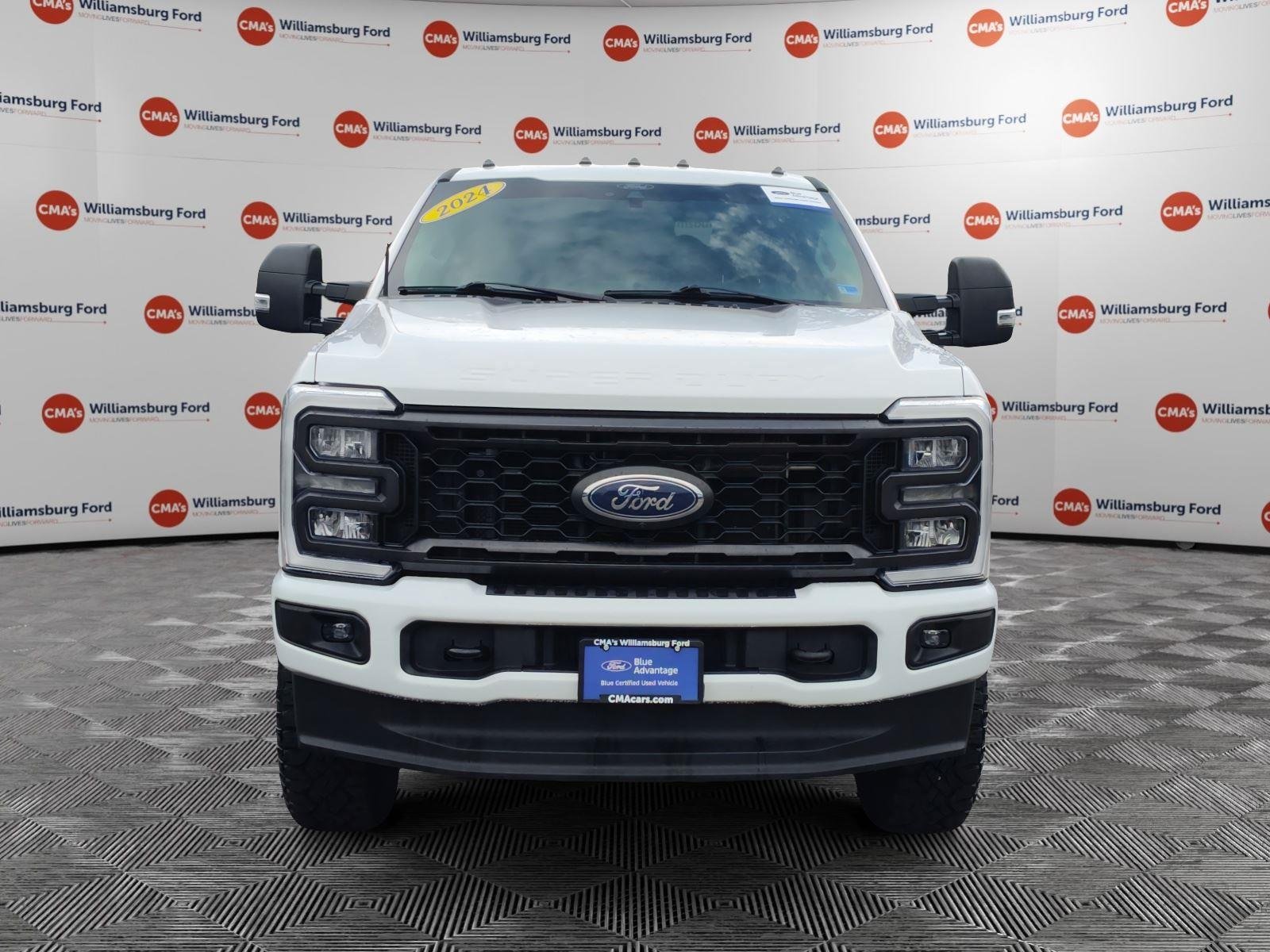 Used 2024 Oxford White Ford XL image 8