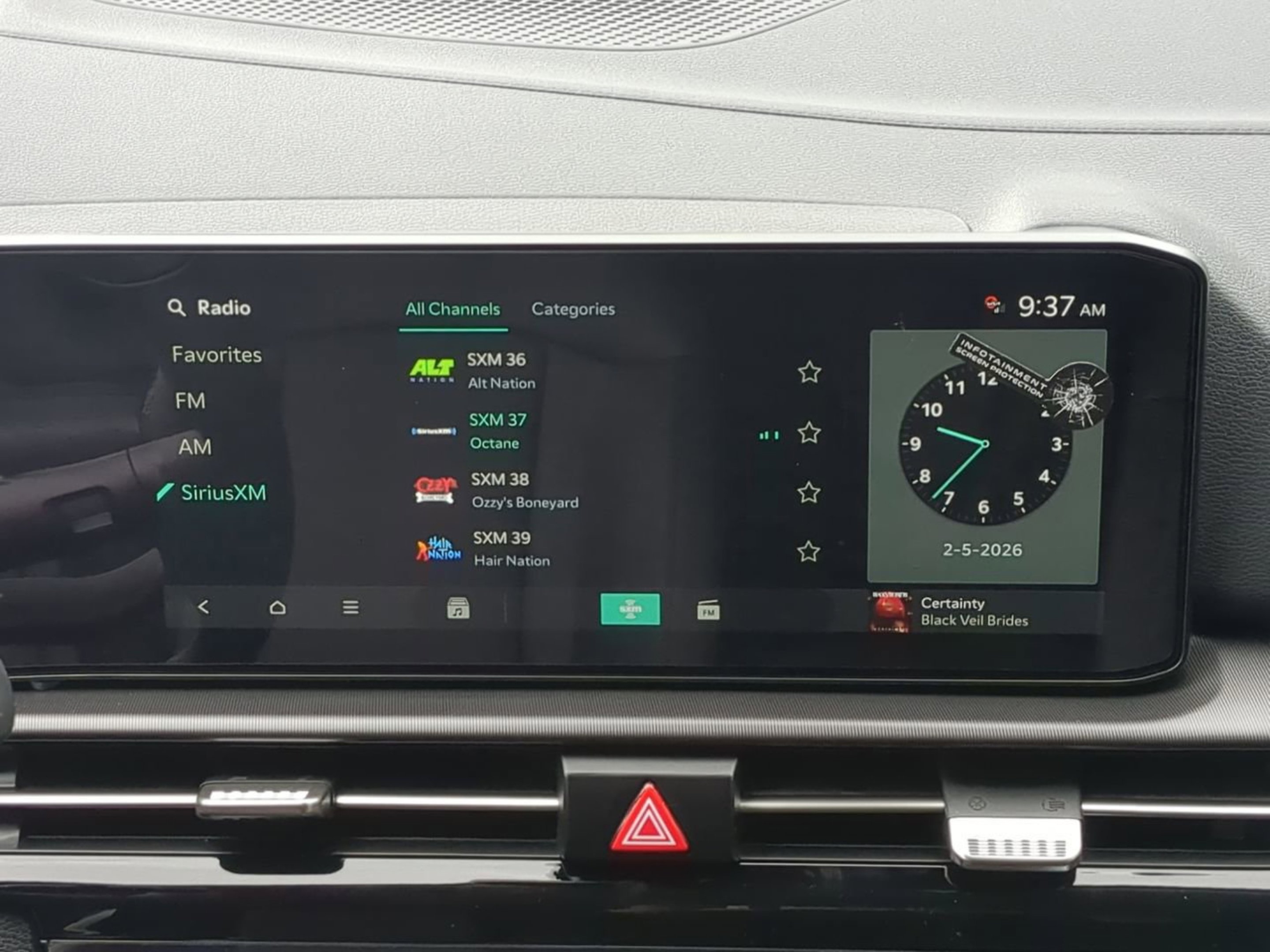 New 2026 Glacial White Pearl Kia EX image 21
