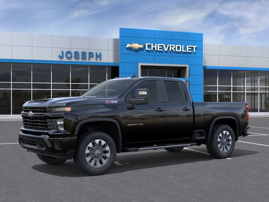 2026 Chevrolet Silverado 2500 HD Custom - Photo 2