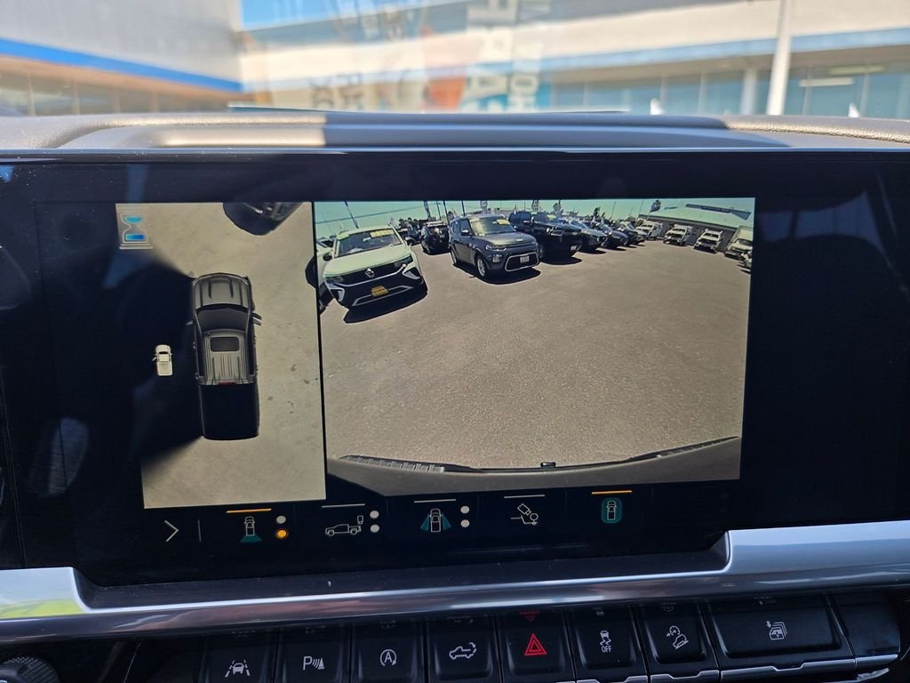 Used 2023 Black Chevrolet RST image 7