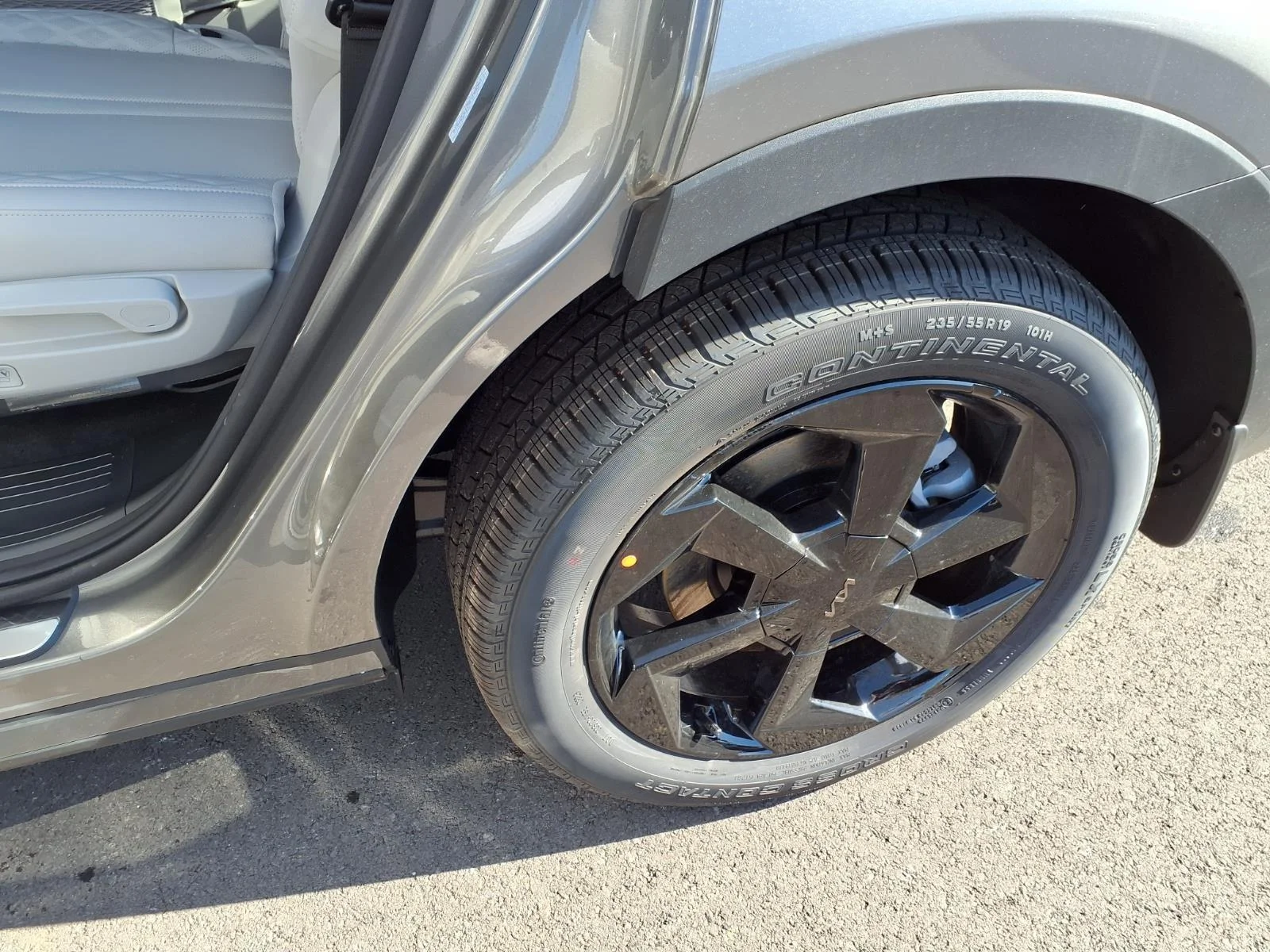 New 2026 Volcanic Sand Kia X-Line SX Prestige AWD image 15
