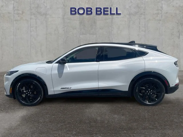 Used 2023 White Ford Premium image 2