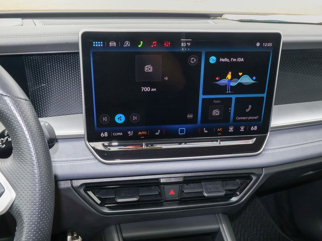 New 2026 White Volkswagen 2.0T SE R-Line Black image 18