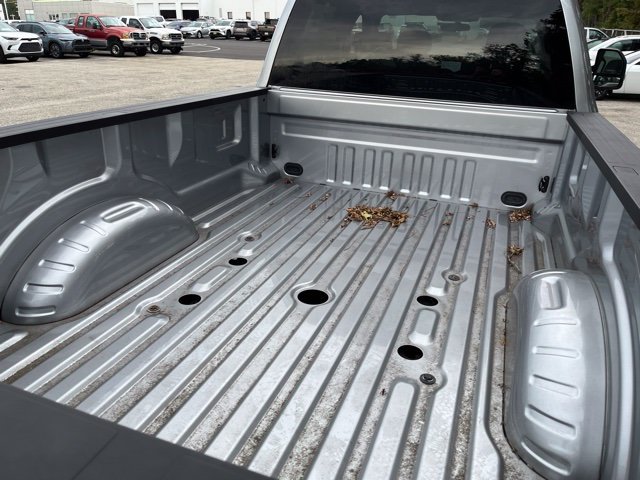Used 2024 Silver Ford XL image 2