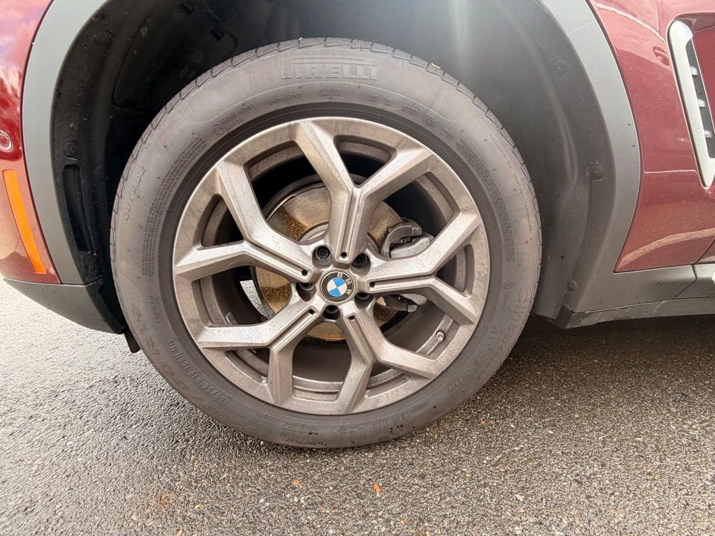 Certified Used 2024 Aventurin Red Metallic BMW xDrive30i image 6