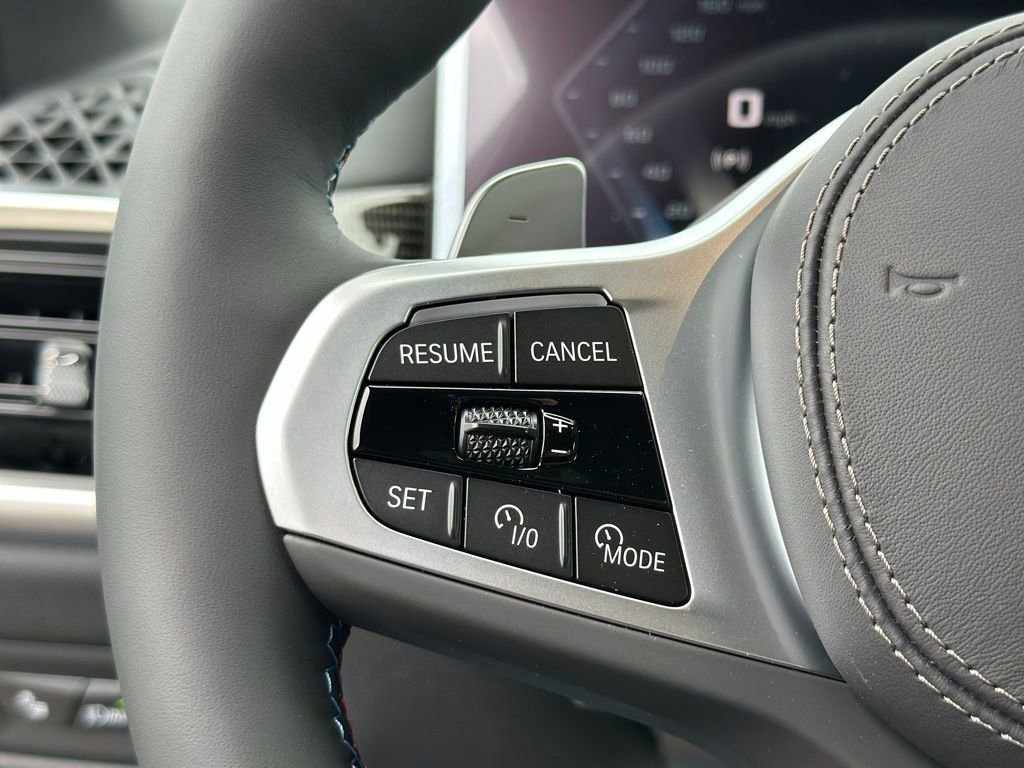 New 2026 Black Sapphire Metallic BMW M60i image 29