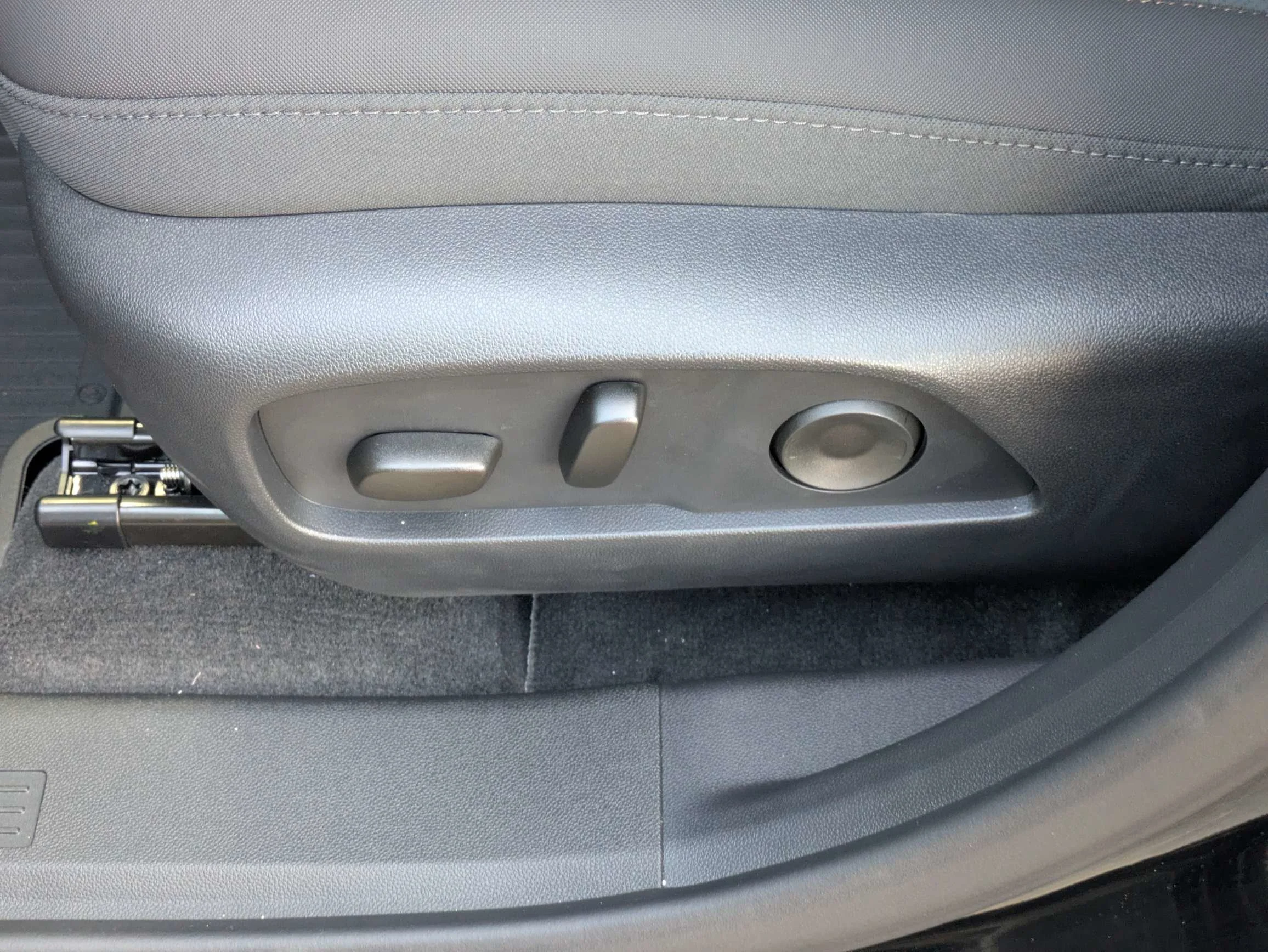 2026 GMC Terrain AT4 - Photo 21