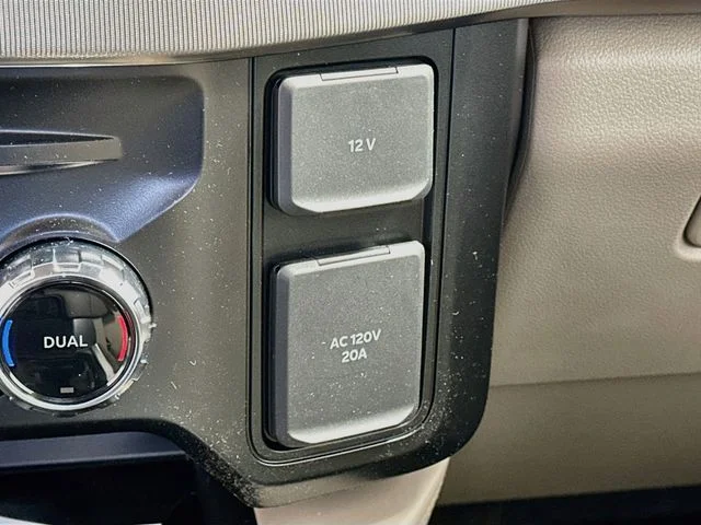 New 2026 White Ford Platinum image 20