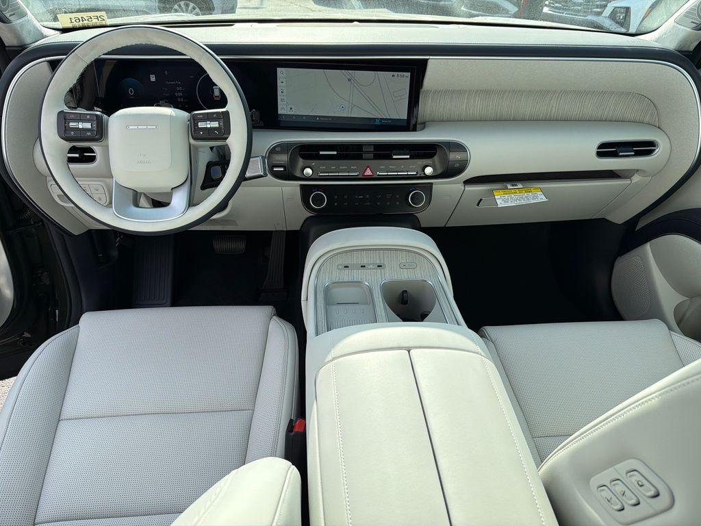 New 2026 Silver Hyundai Calligraphy FWD image 23