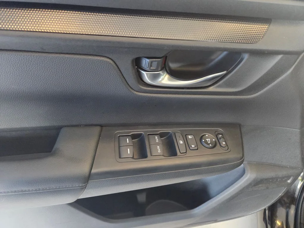 2025 Honda CR-V EX - Photo 15