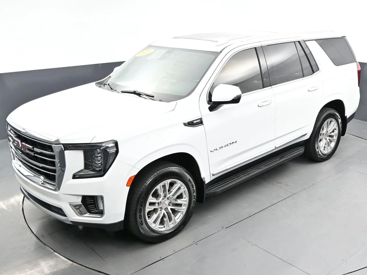 Used 2021 Summit White GMC SLT image 47