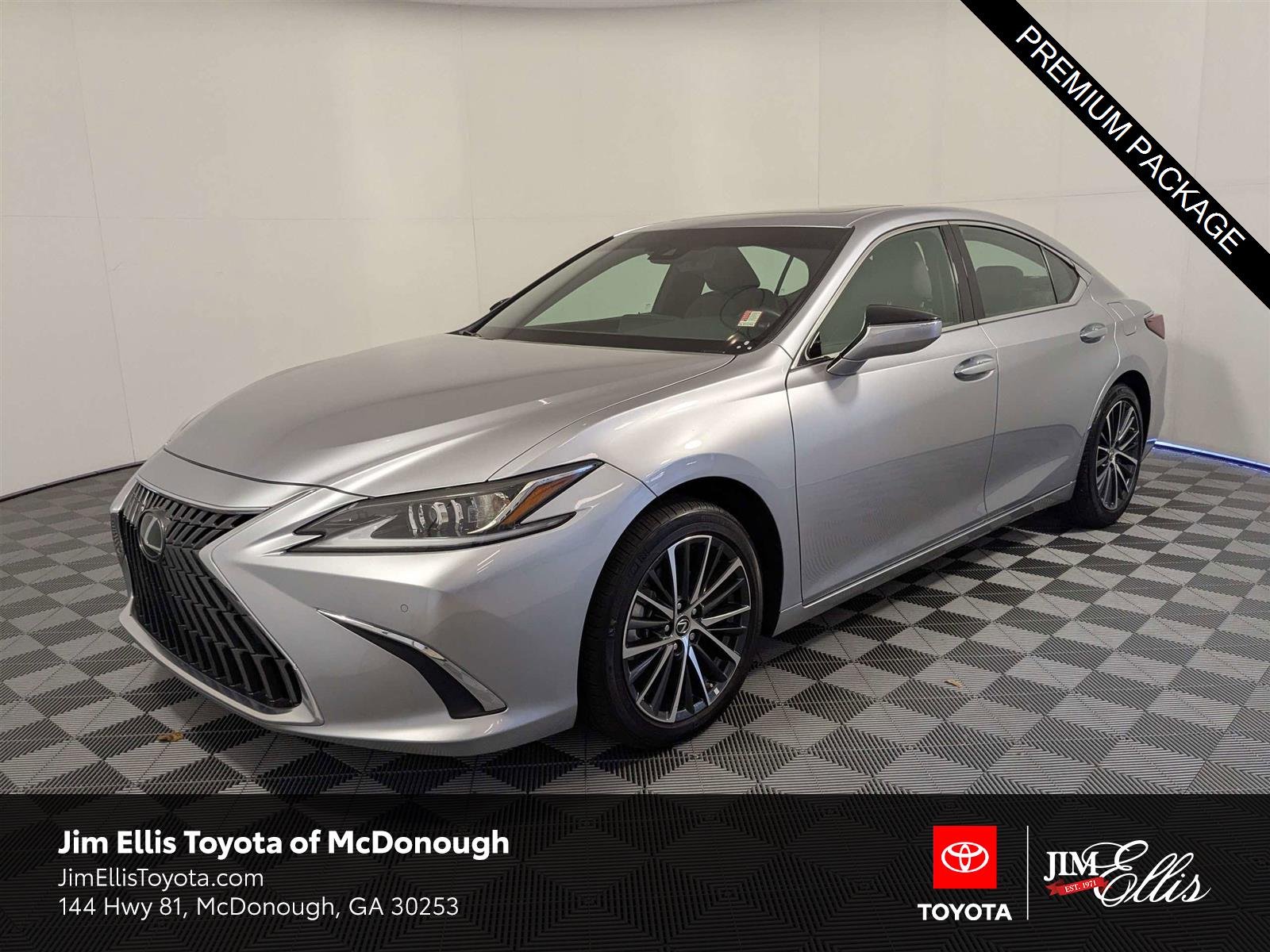 2025 Lexus ES 350 350's photo