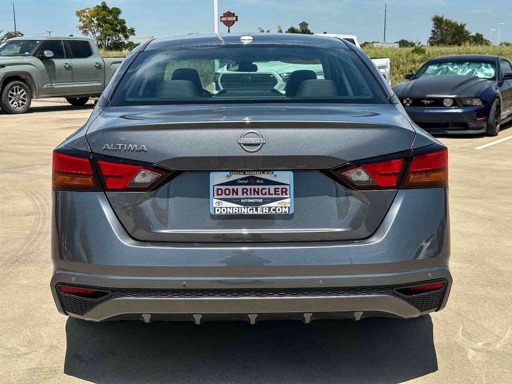 2025 Nissan Altima SV - Photo 4