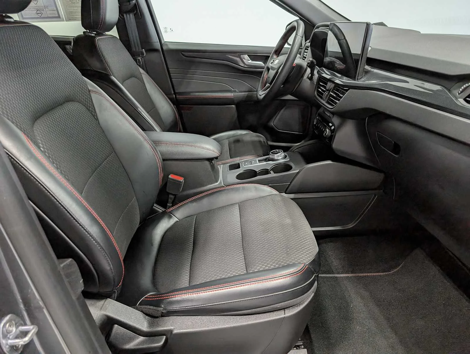 Used 2023 Carbonized Gray Ford ST-Line image 39