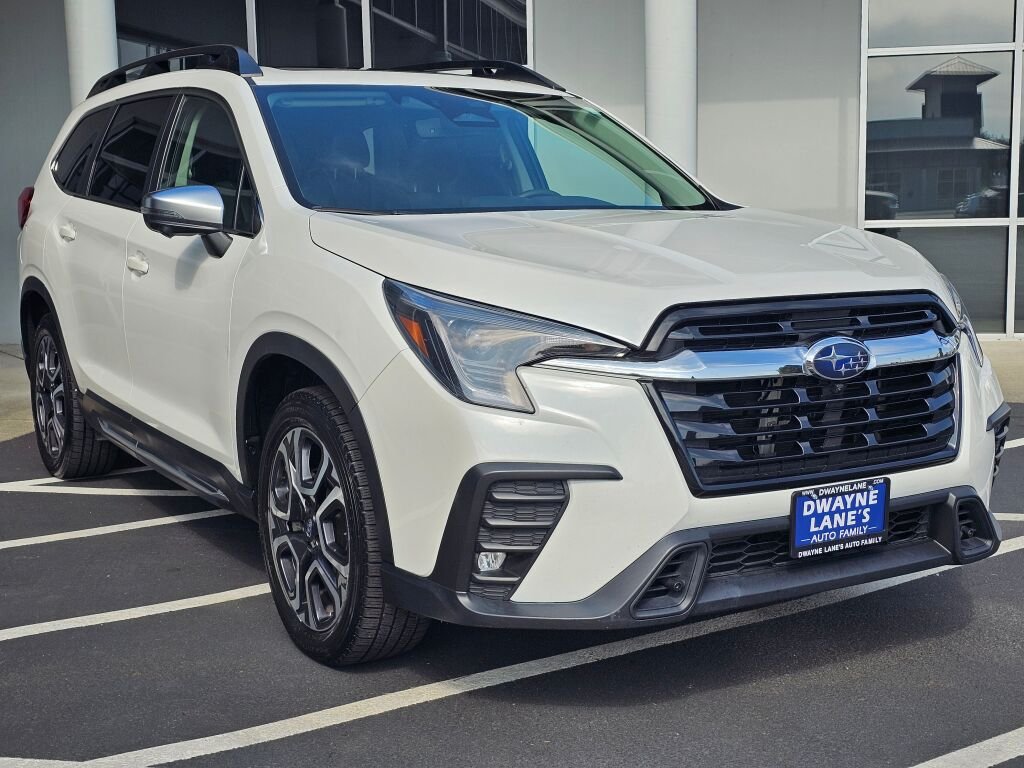 Used 2023 Crystal White Pearl Subaru Limited image 7