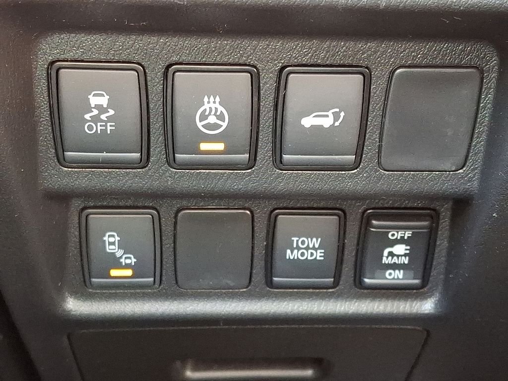 Used 2020 Blue Nissan SL image 25
