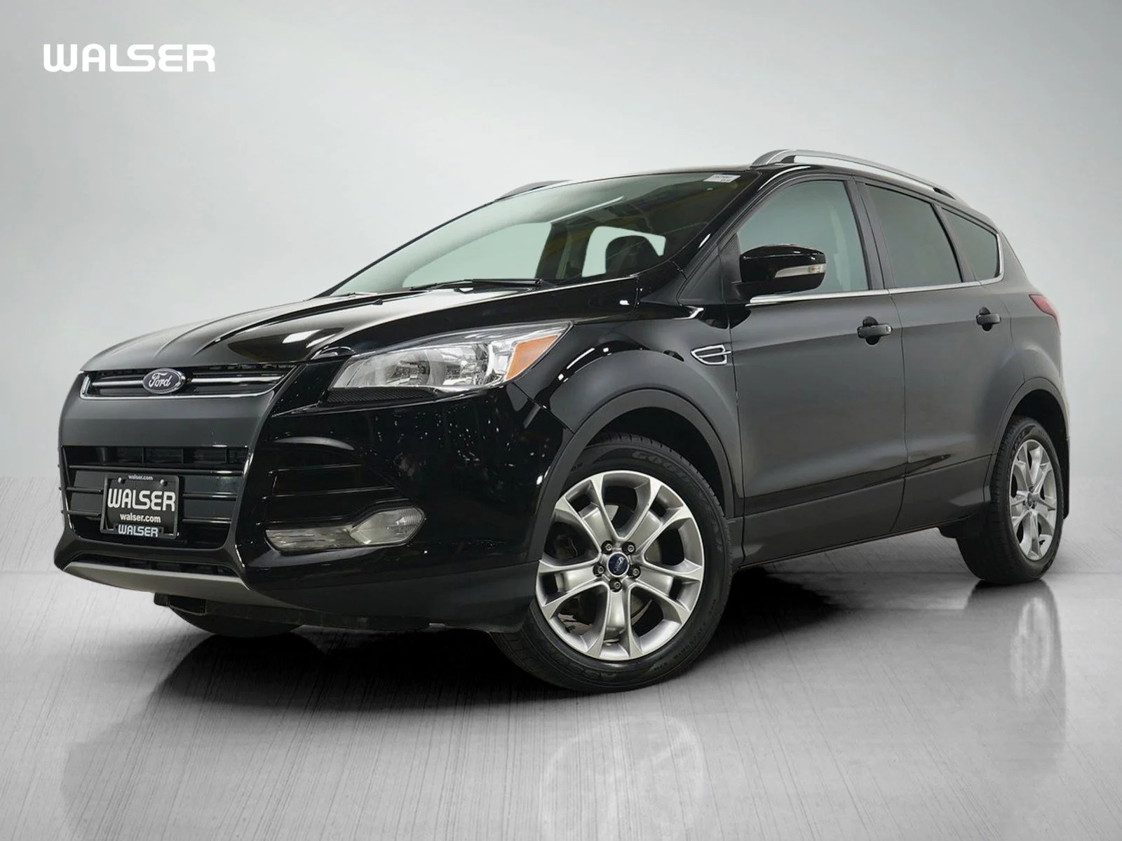 2016 Ford Escape Titanium 4WD's photo